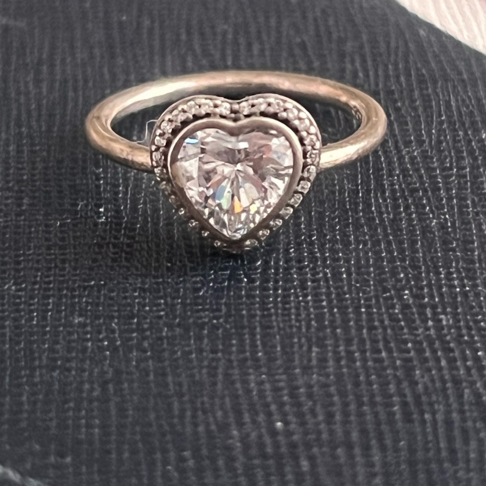 Pandora heart ring